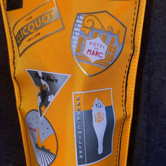 Veuve Clicquot Chiller Bag w/ Thermal Liner - MINT! - Picture 2 of 5
